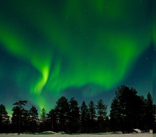 Northern-Lights-over-Norway-5-3-2012.jpg